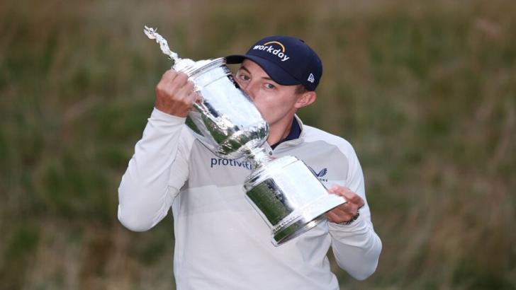 Matt Fitzpatrick kisses the US Open trophy